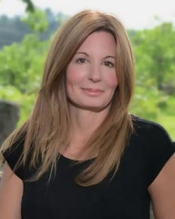 Awaken Ketamine Healing Studio, Robin McKinley