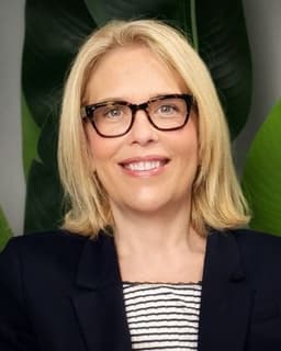 Lori Zerrusen - Older Adults, Family & Couples