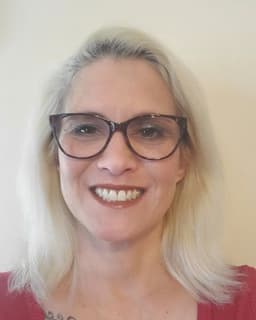 Kimberly J Steinmann