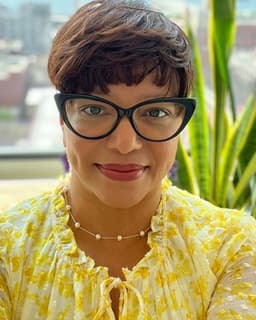 Dr. Jackquelin M Grant