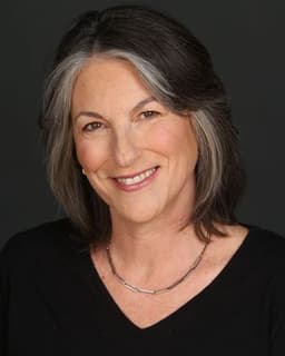 Emily Zohara Taragin