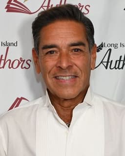 Dr. René Gilberto Vázquez del Valle