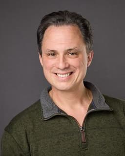 Dr. Daniel Esteban Gonzalez