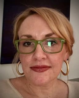 Elizabeth Bloomfield-Deal