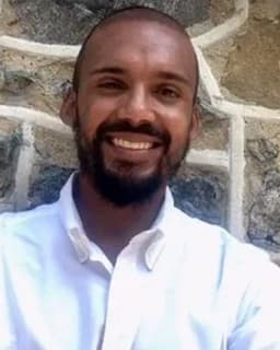 Hamilton Esteban 'footprints'