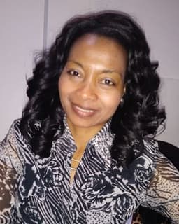 Nathalee Hollinshead