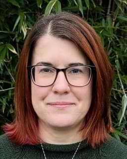 Dr. Kirsten E Petersen