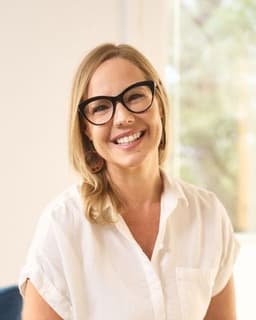 Dr. Sarah E. Bollinger