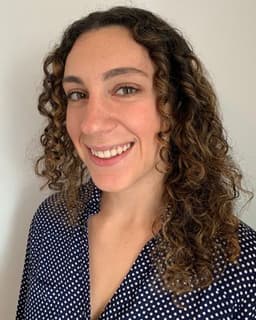 Dr. Carly Schwartzman