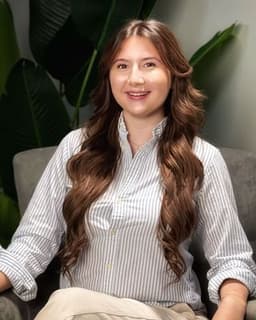 Sarah Chodnicki–Bilingual (EN/ES), Anxiety, Trauma