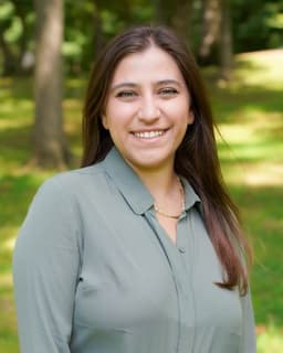 Anna Derbaly-Basenese