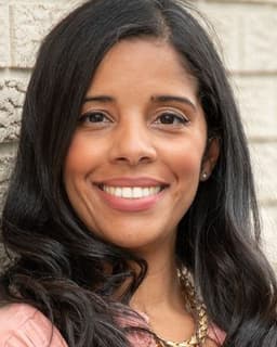 Yerelyn Reyes-Strauss