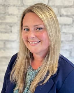 Dr. Sharon Bale-Peña