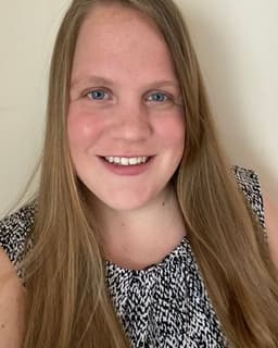 Jennifer Lauren Simmons