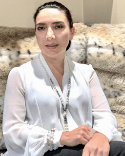 Julieth (Julie) Mendoza