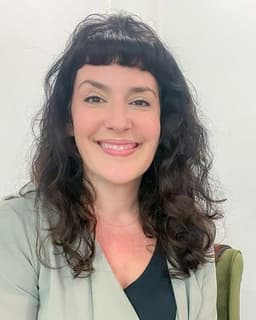 Adrienne Trager Figueiredo