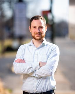 Michael J DiBernardo