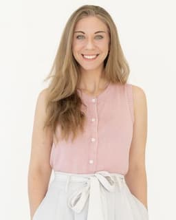 Ava Iannitti, LCSW- Trauma, EMDR, IFS