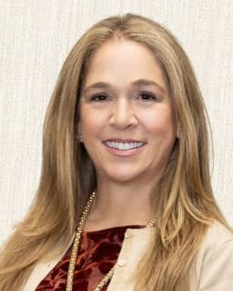 Lesley Koeppel, Psychotherapist