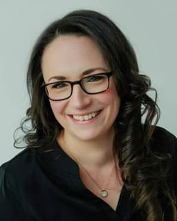 Laura Applegate, LCSW