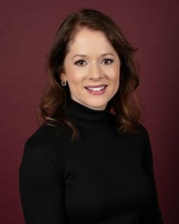 Elizabeth E McCarthy