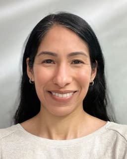 Jessica Rodriguez at Fresh Start/Nuevo Comienzo