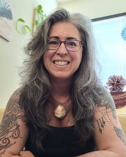 Michelle J Tauriello