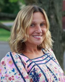 Dr. Katie Brzozowski