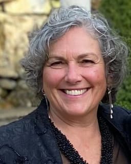 Lorraine Marie Schaefers