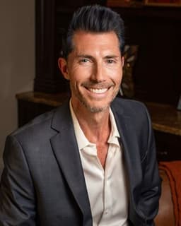 Las Vegas Therapist & Life Coach Brett Baughman