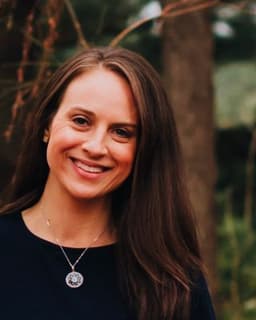 Dr. Jennifer Dechert