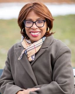 Dr. Kim Arrington