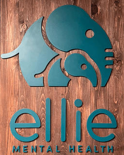 Ellie Larchmont - Mamaroneck