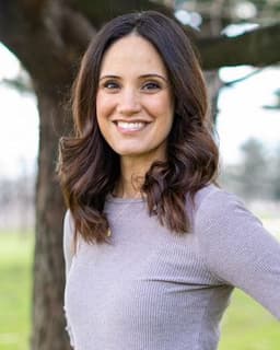 Cristina Nicolau - NOCD