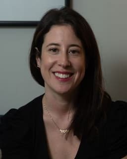 Lisa M Balderman