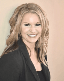 Nina Fox -Bridging Vitality