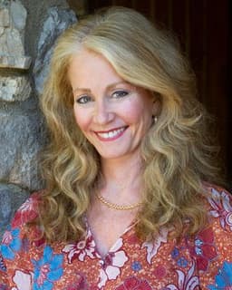 Tracie Leigh Kulakowski