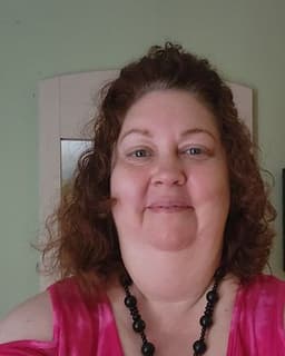 Laura K Roland-Kellar