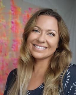 Dr. Yana Gordin S., PsyD, LMFT