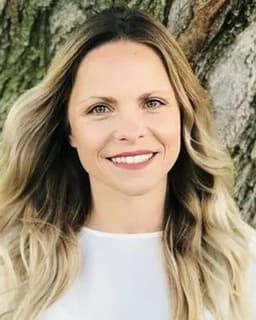 Dr. Alexandria Hotmer