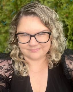 Women's Counseling Center of MA - Alicia Bernier