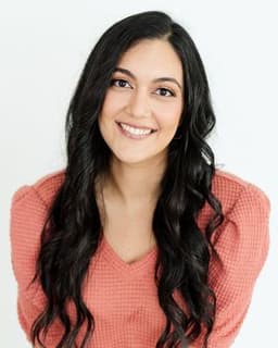 Dr. Ayesha Ludhani-Therapy for Parents and Anxiety