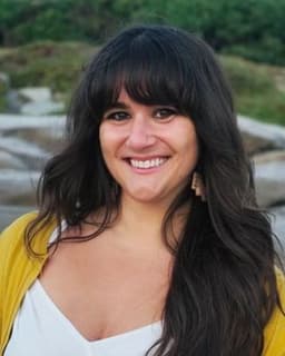 Dr. Carly Hadjeasgari