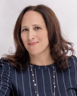 Holly DeRosa Walejeski