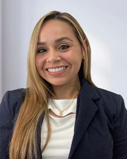 Giselle Ortiz - Couples Therapist (EFCT)