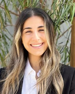 Anna Raileanu Pincin