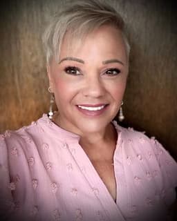 Christine M Collaer-Muzzo