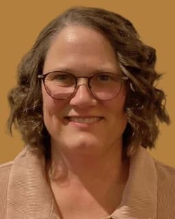 Stephanie Lee, PhD, LISW, @ Starting New Chapters