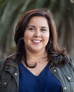 Lynnesa Estiva Vickery