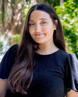 Niza A Tonarely-Busto